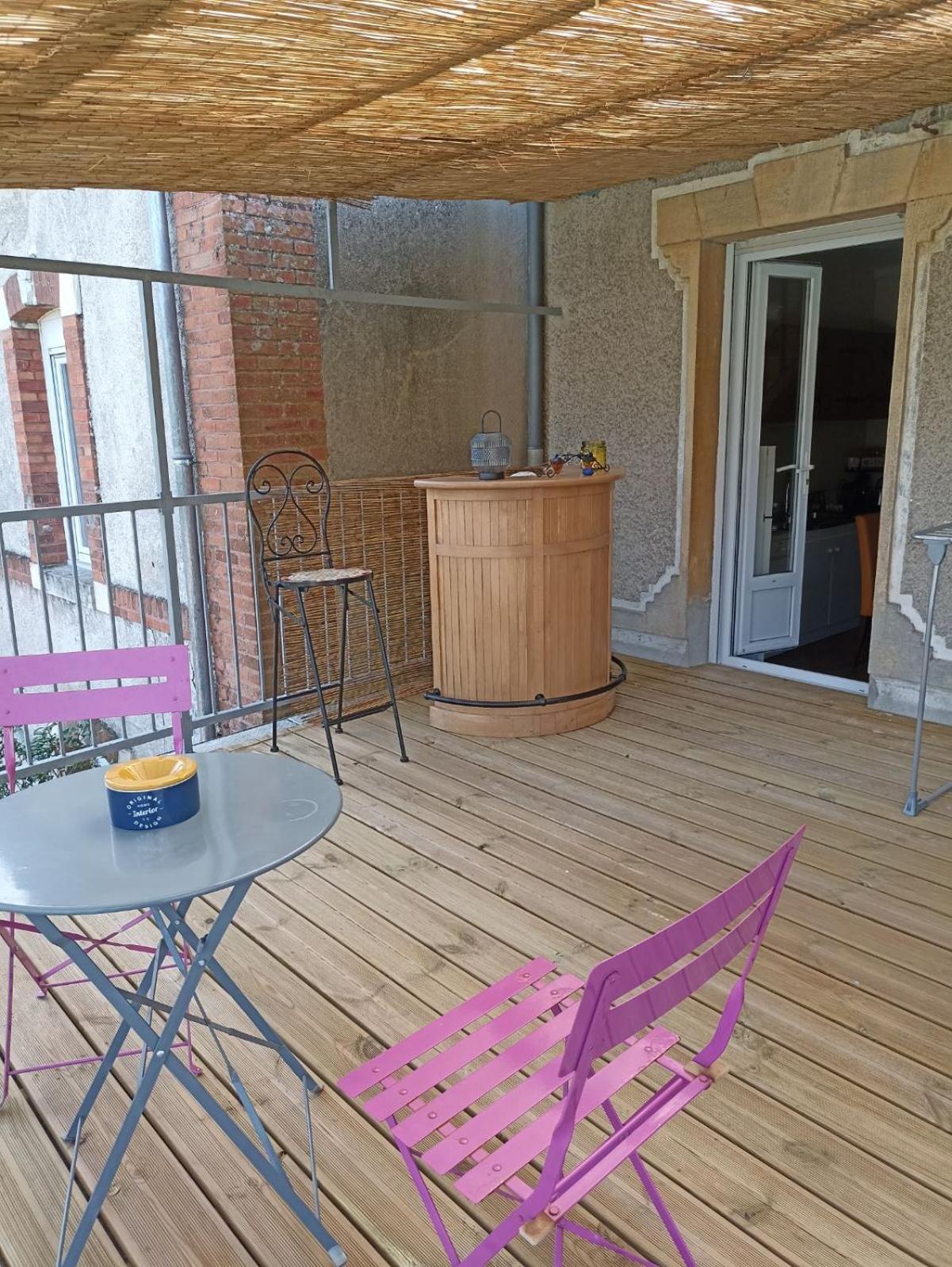 La Salamandre -Appartement Salbris Kültér fotó